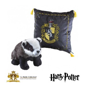 NN7045 Harry Potter - Hufflepuf House Plush Mascot and Cushion